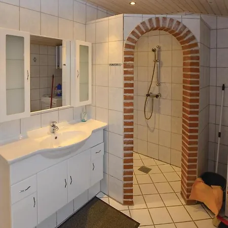 Two-bedroom Holiday In בית נופש Broager